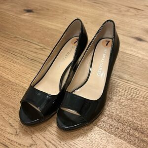 Franco Sarto Peep top pumps